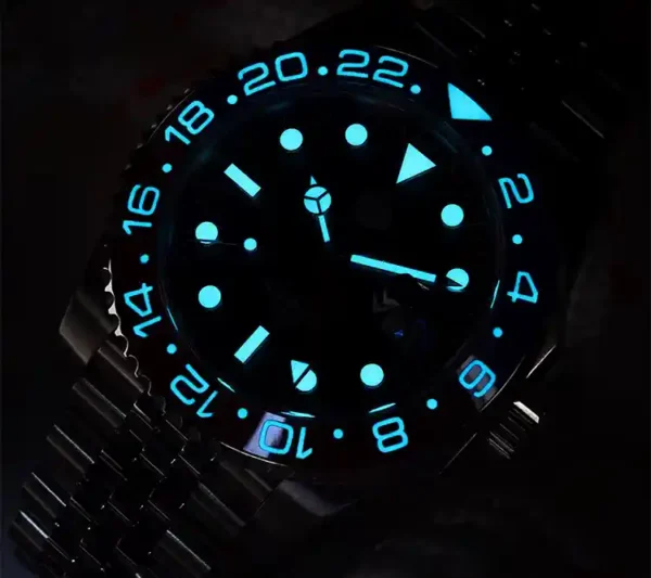 Everyday Luxury – San Martin Automatic GMT with Sapphire & Jubilee Style