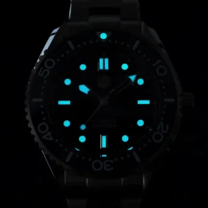 San Martin 41.5mm The Vintage Diver with Modern Muscle