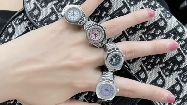 Ring Watch with Unique Dial – A Minimalist Statement Piece